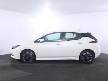 Used Nissan Leaf 2022 for sale - 77806237: Photo