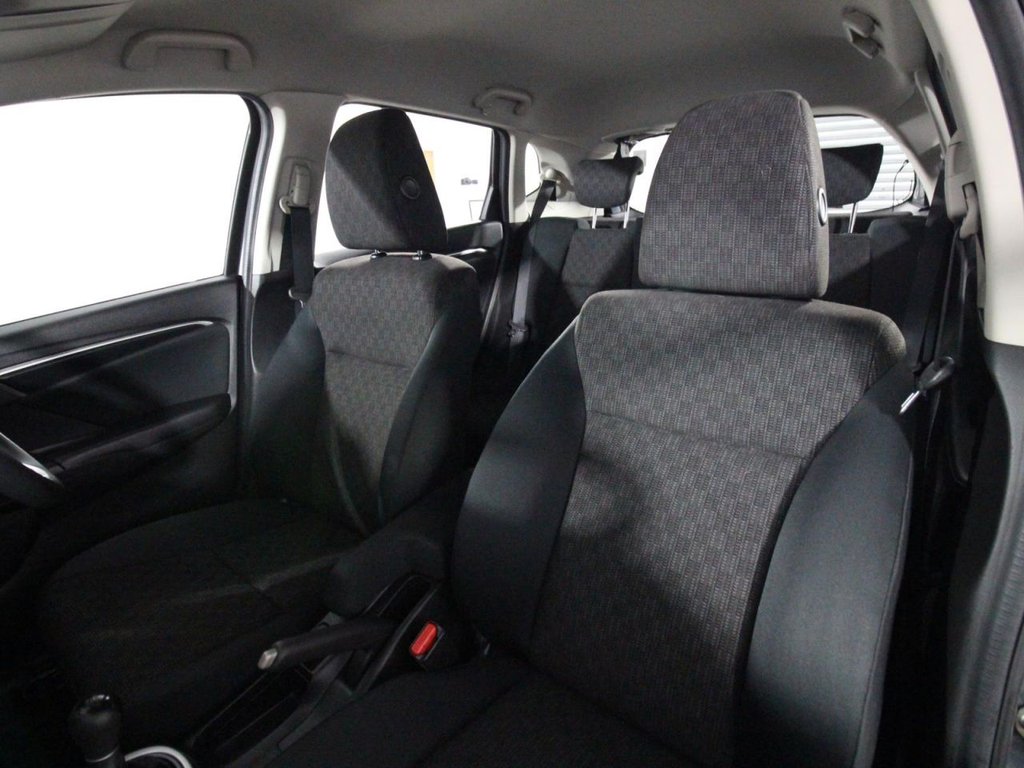 Used Honda Jazz 2017 for sale - 76291386: Photo 12