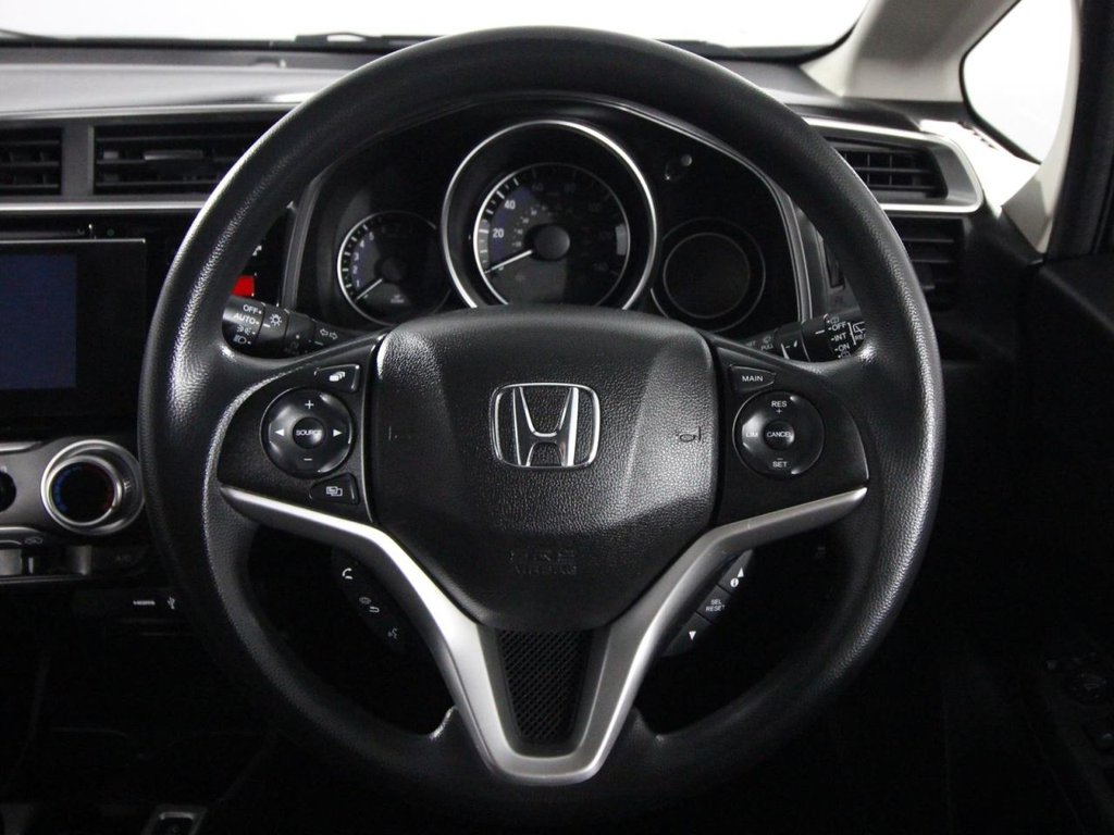 Used Honda Jazz 2017 for sale - 76291386: Photo 14