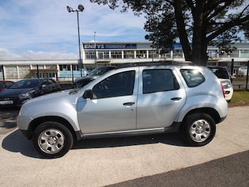 Used Dacia Duster 2014 for sale - 79103411: Photo