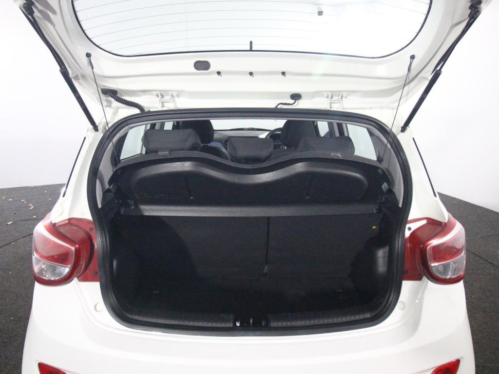 Used Hyundai i10 2014 for sale - 77327712: Photo 17