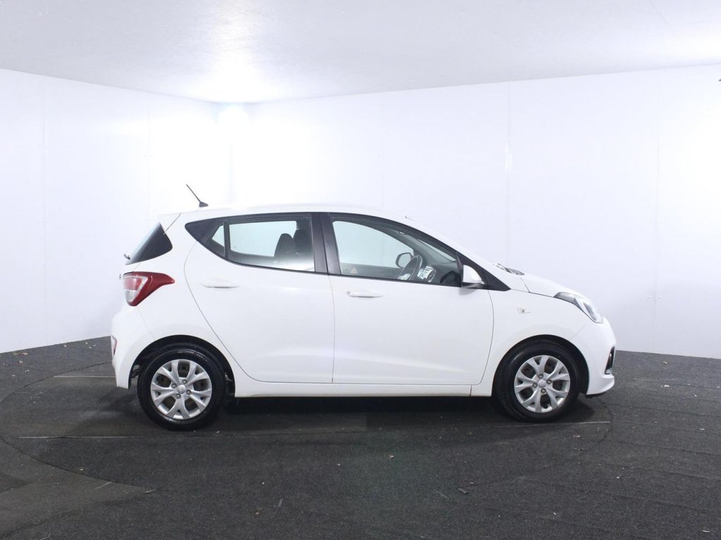 Used Hyundai i10 2014 for sale - 77327712: Photo 8