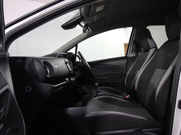 Used Toyota Yaris 2019 for sale - 74391773: Photo 11