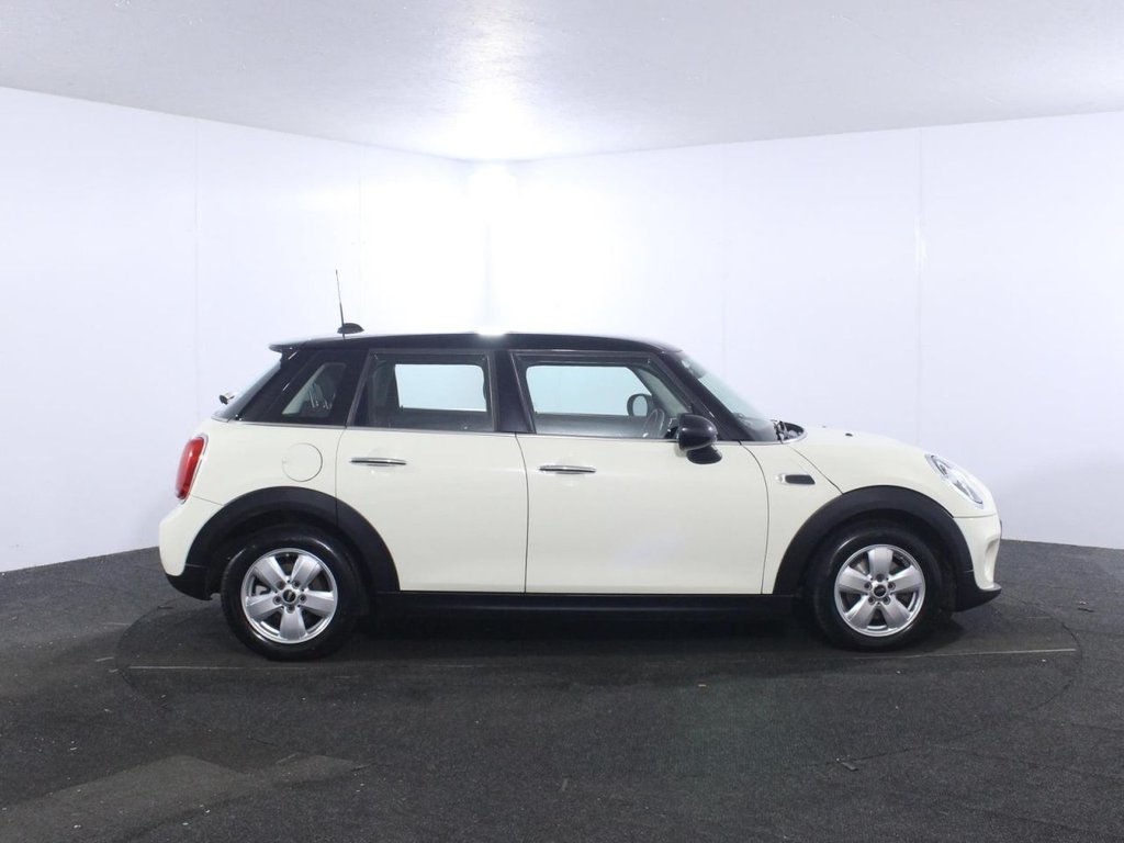 Used MINI Hatch 2018 for sale - 77498703: Photo 8