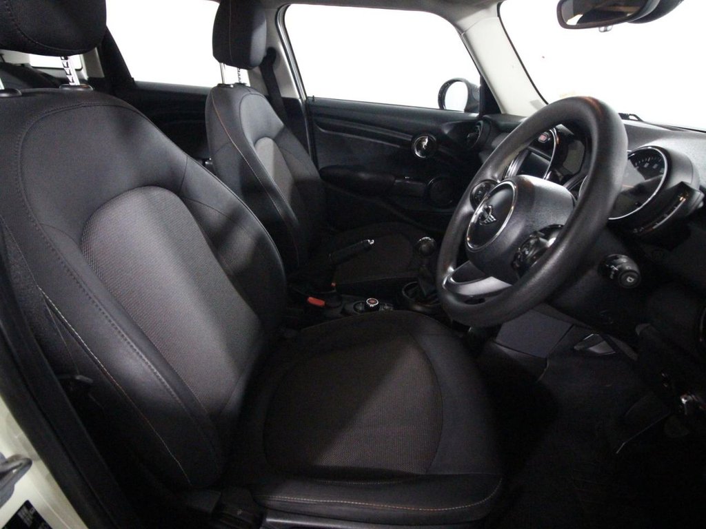 Used MINI Hatch 2018 for sale - 77498703: Photo 9