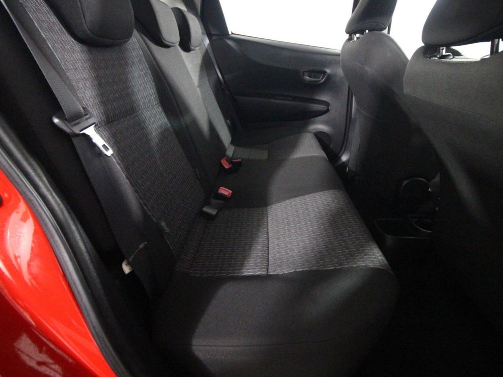 Used Toyota Yaris 2014 for sale - 77525934: Photo 15