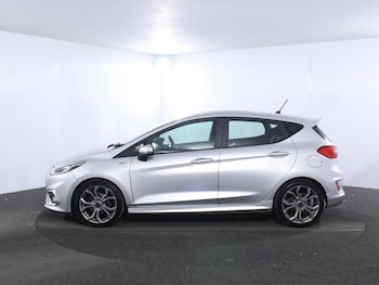 Used Ford Fiesta 2018 for sale - 78907899: Photo