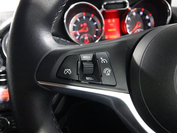 Used Vauxhall ADAM 2017 for sale - 75776983: Photo 16