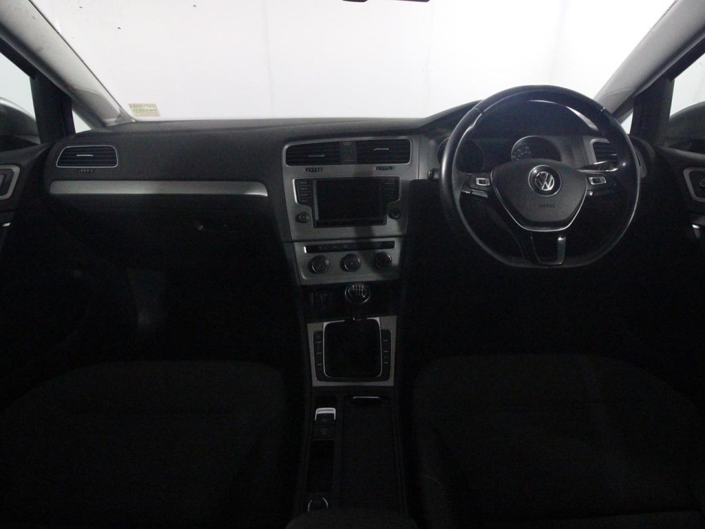 Used Volkswagen Golf 2015 for sale - 76297047: Photo 15