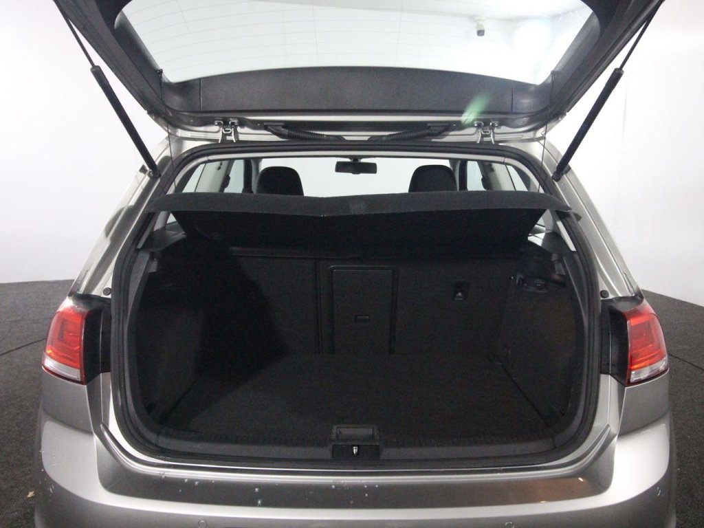 Used Volkswagen Golf 2015 for sale - 76297047: Photo 23