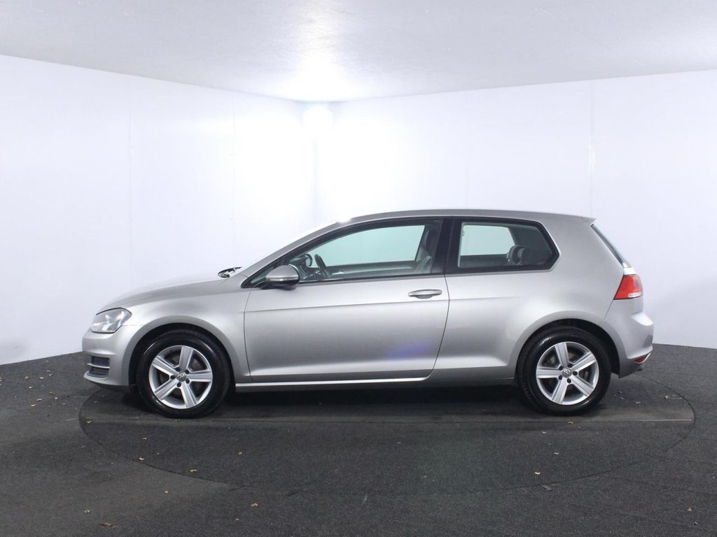 Used Volkswagen Golf 2015 for sale - 76297047: Photo 4