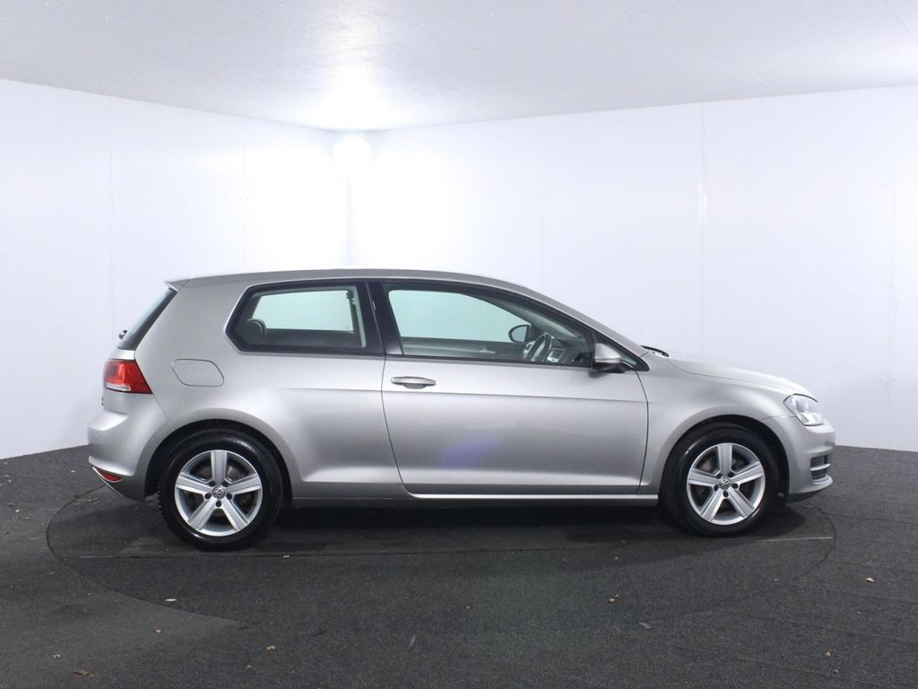 Used Volkswagen Golf 2015 for sale - 76297047: Photo 8