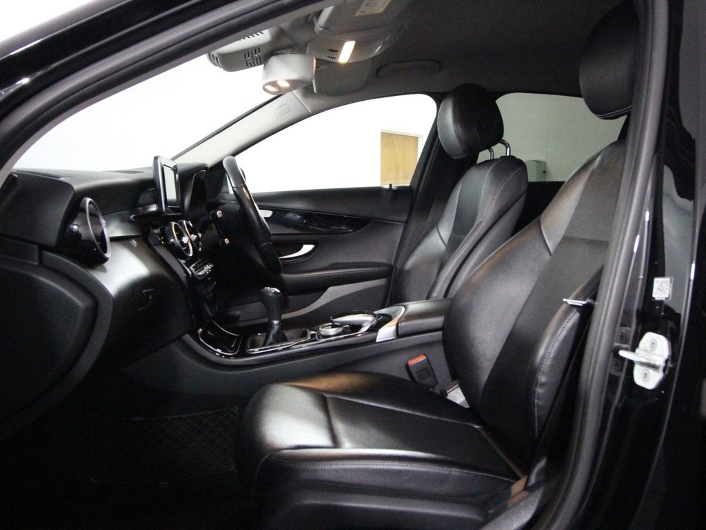 Used Mercedes-Benz C Class 2015 for sale - 76297220: Photo 11