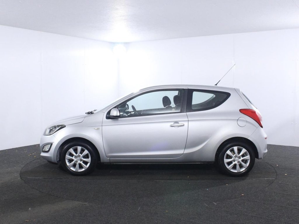 Used Hyundai i20 2014 for sale - 76292015: Photo 4