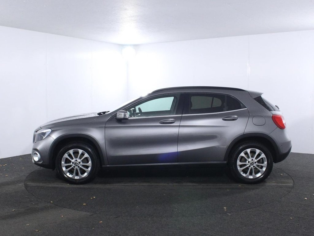 Used Mercedes-Benz GLA 2018 for sale - 76417777: Photo 4