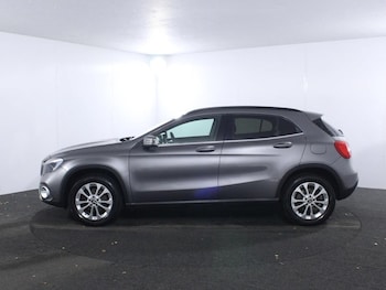 Used Mercedes-Benz GLA 2018 for sale - 76417777: Photo