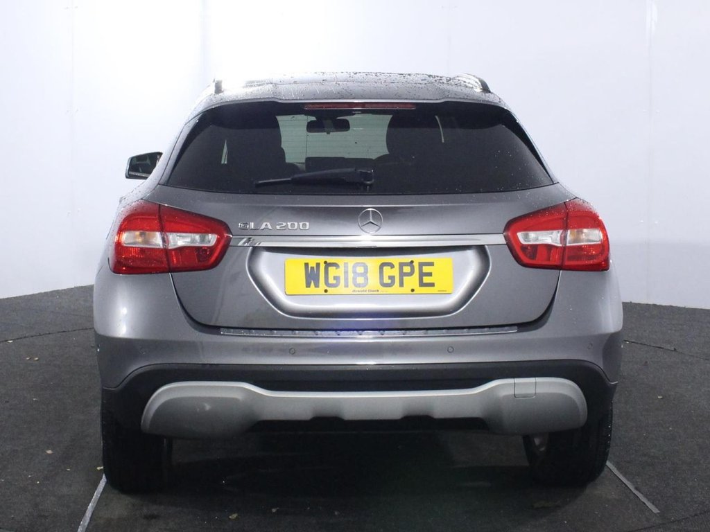 Used Mercedes-Benz GLA 2018 for sale - 76417777: Photo 6