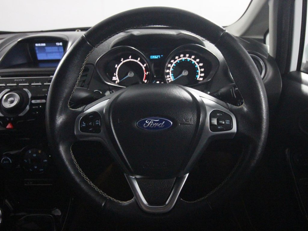Used Ford Fiesta 2015 for sale - 77805905: Photo 14