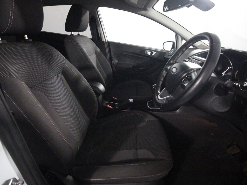 Used Ford Fiesta 2015 for sale - 77805905: Photo 9
