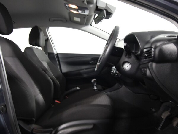Used Hyundai i20 2022 for sale - 74885158: Photo 9