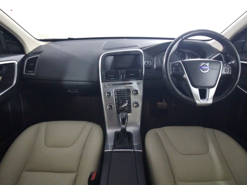 Used Volvo XC60 2017 for sale - 76670649: Photo 13