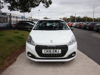 Used Peugeot 208 2016 for sale - 76291363: Photo