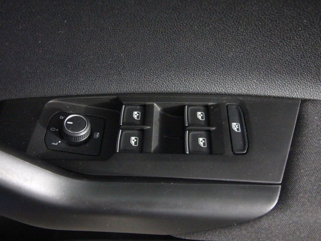 Used Volkswagen Polo 2018 for sale - 76883311: Photo 17