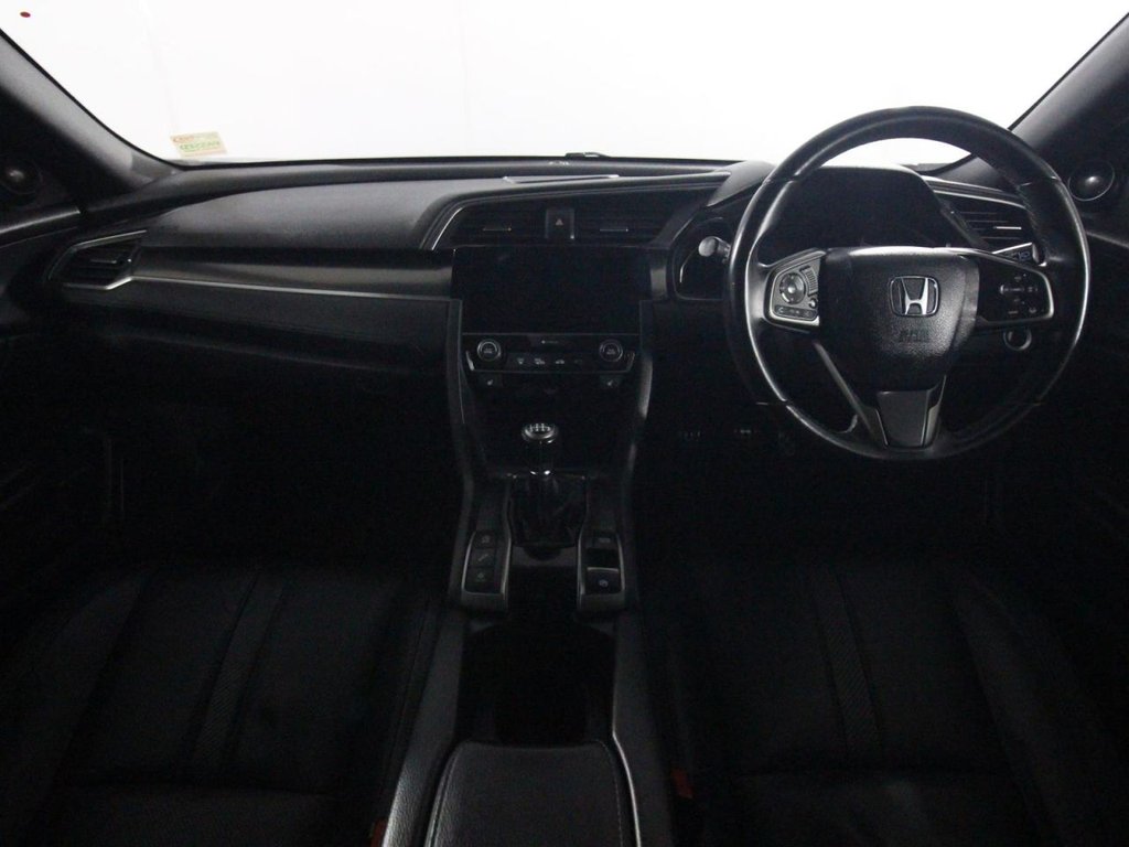 Used Honda Civic 2018 for sale - 76670549: Photo 13