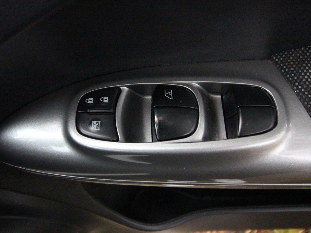 Used Nissan Juke 2012 for sale - 76429720: Photo 16