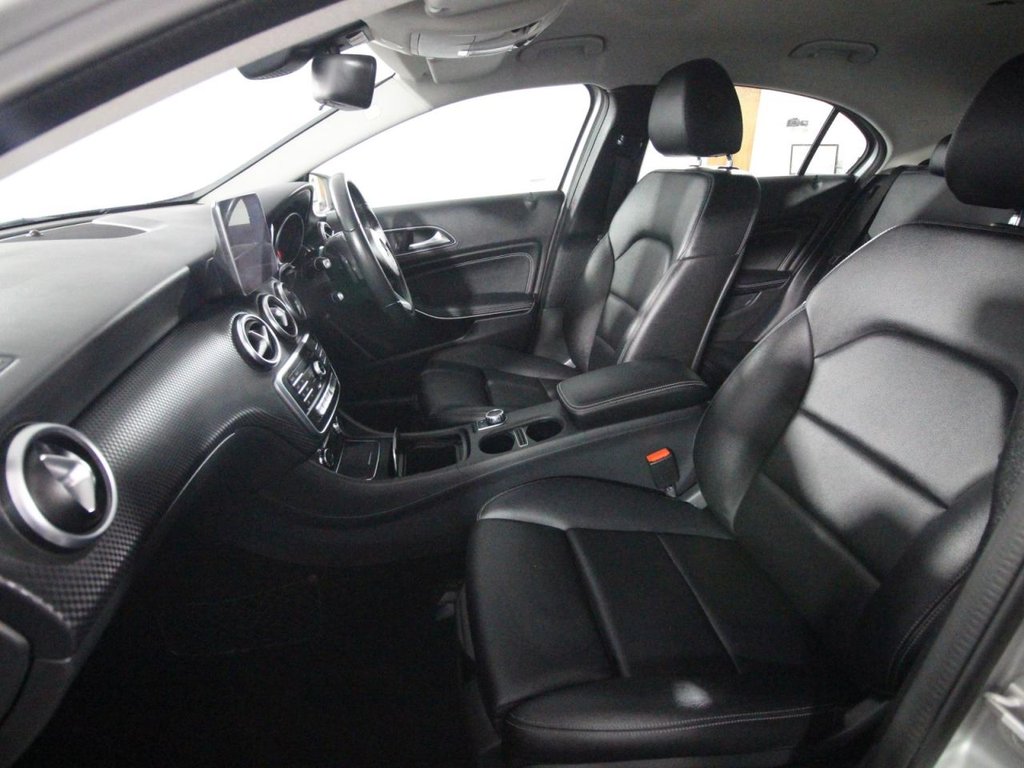 Used Mercedes-Benz A-Class 2017 for sale - 77911035: Photo 11