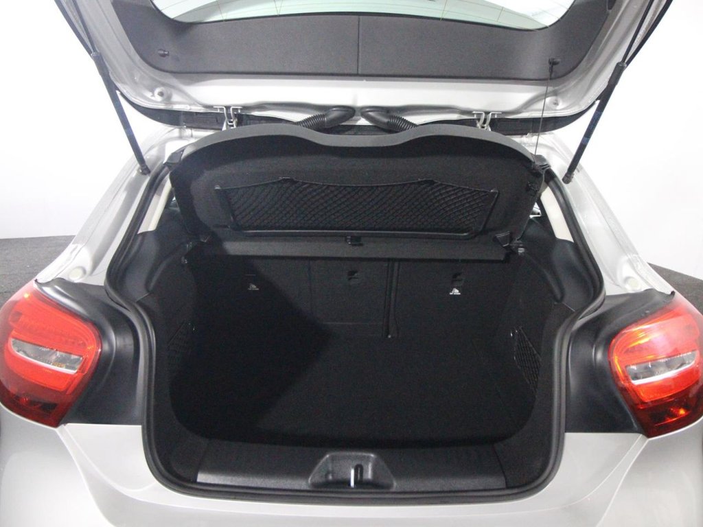 Used Mercedes-Benz A-Class 2017 for sale - 77911035: Photo 16