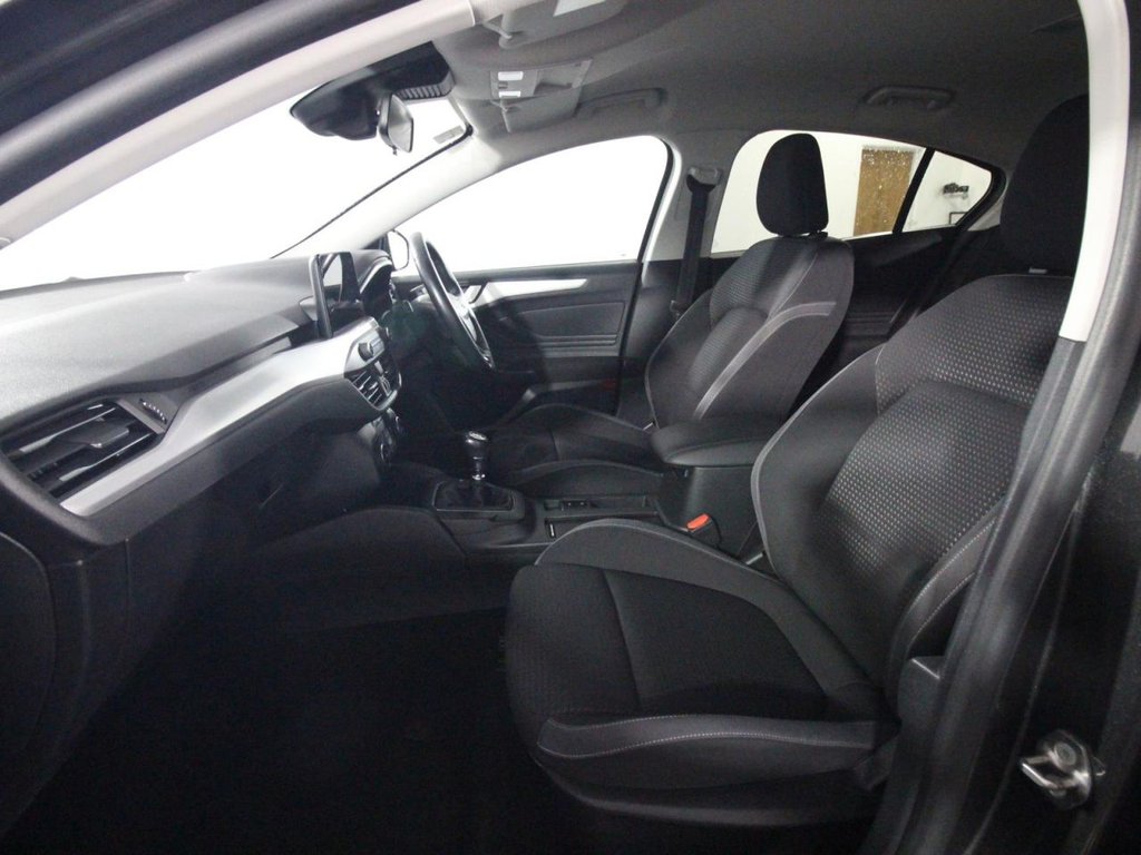 Used Ford Focus 2018 for sale - 76867692: Photo 11