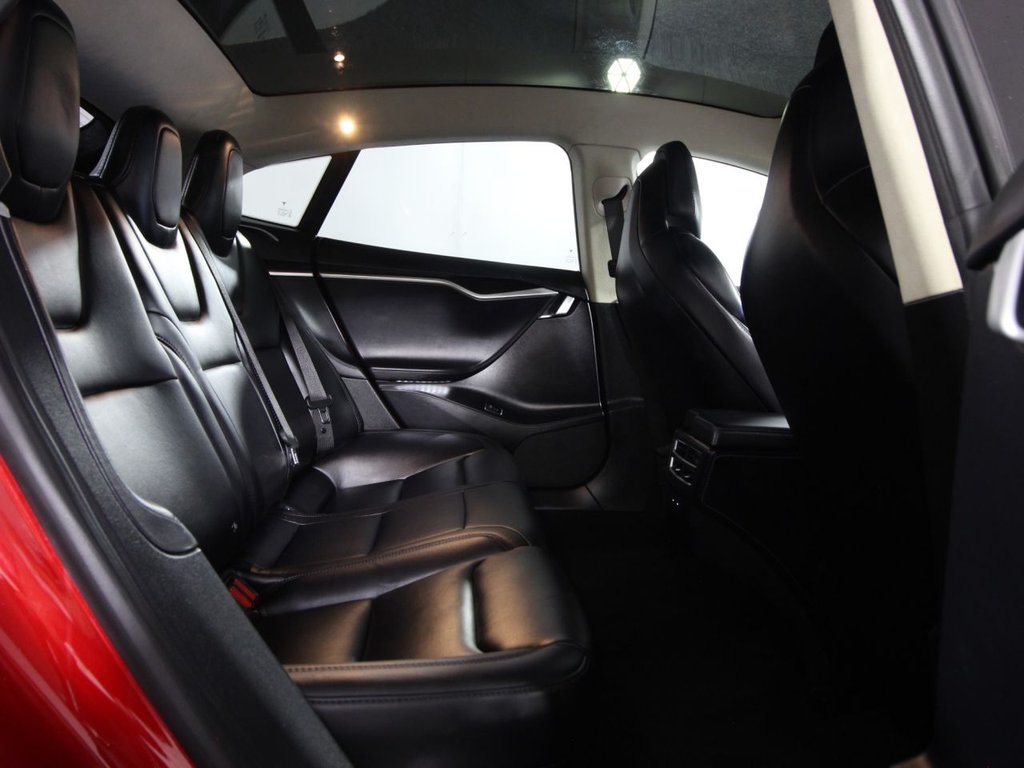 Used Tesla Model S 2018 for sale - 76481524: Photo 16