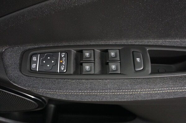 Used Renault Zoe 2022 for sale - 72697625: Photo 19