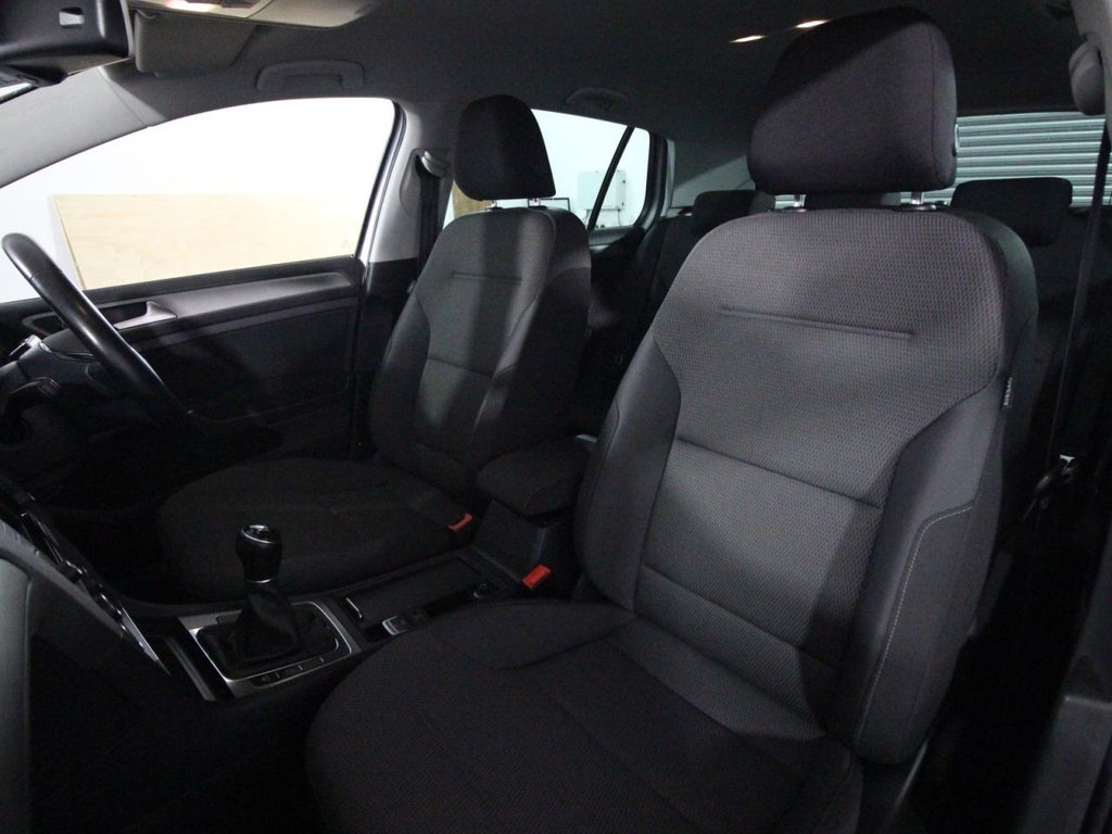 Used Volkswagen Golf 2015 for sale - 77355838: Photo 12