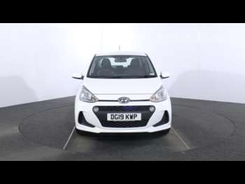 Used Hyundai i10 2019 for sale - 74209118: Photo