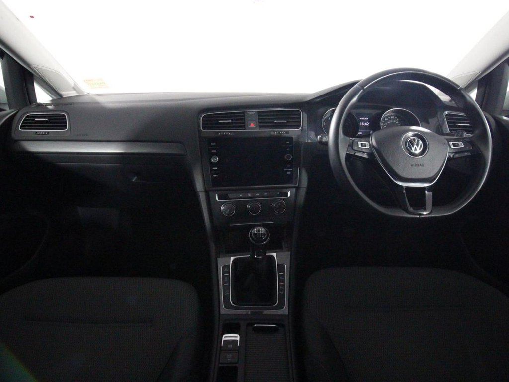 Used Volkswagen Golf 2017 for sale - 76356540: Photo 13