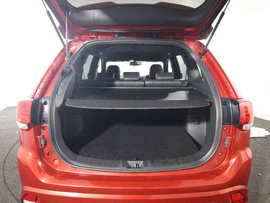 Used Mitsubishi Outlander 2018 for sale - 77199755: Photo 17