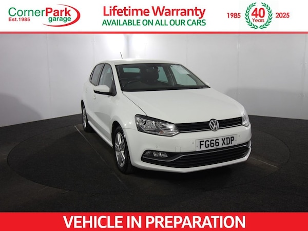 Used Volkswagen Polo 2016 for sale - 76147755: Photo 1