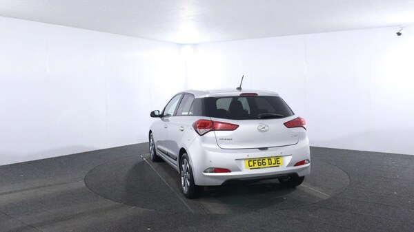Used Hyundai i20 2017 for sale - 75515500: Photo 5