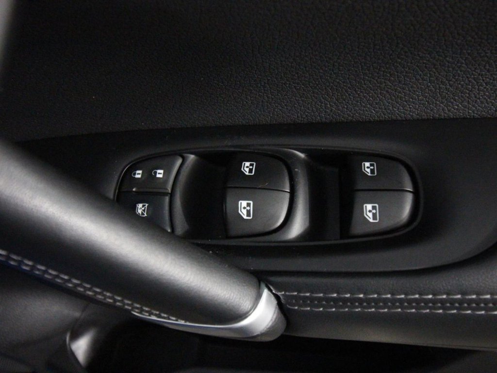 Used Nissan Qashqai 2018 for sale - 76558931: Photo 17