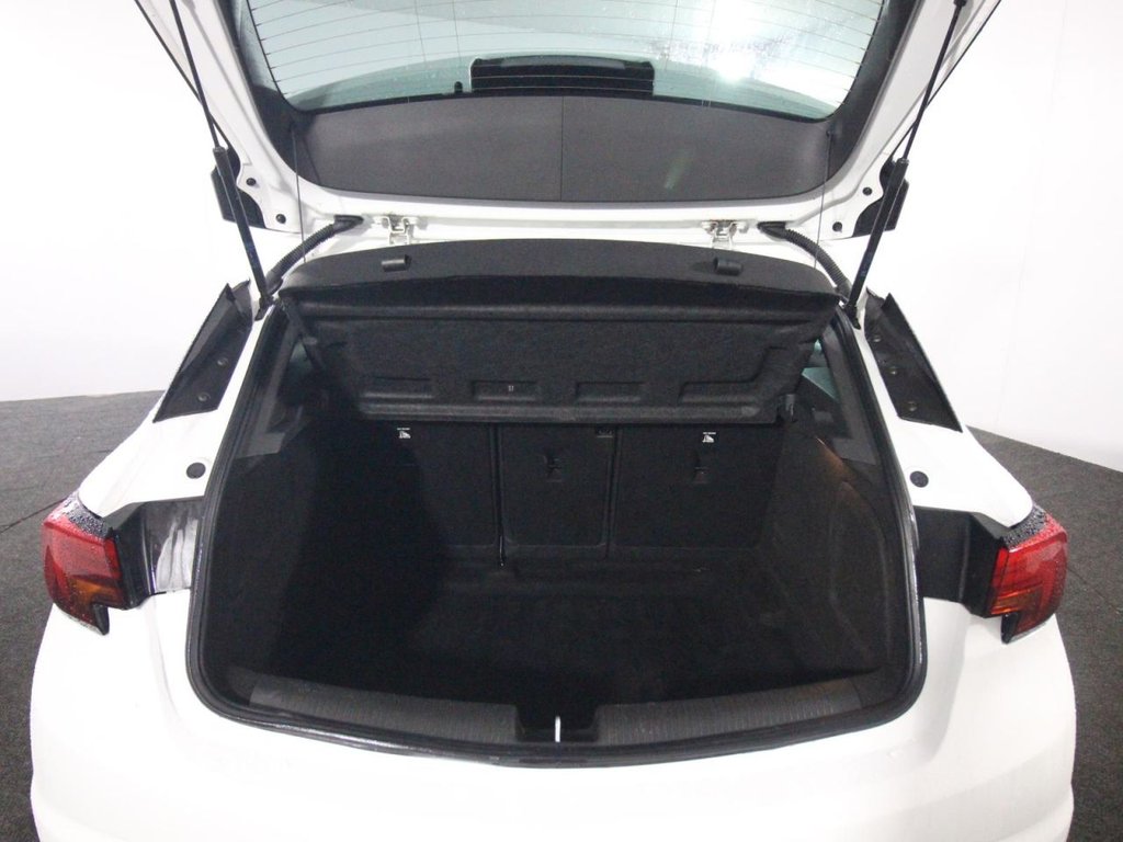 Used Vauxhall Astra 2019 for sale - 77227424: Photo 17