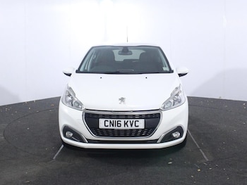 Used Peugeot 208 2016 for sale - 76767997: Photo