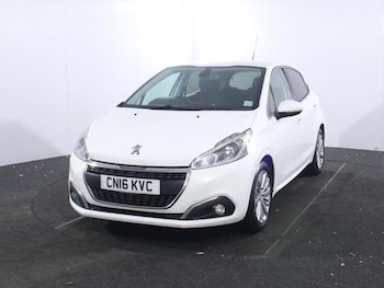 Used Peugeot 208 2016 for sale - 76767997: Photo