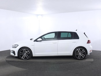 Used Volkswagen Golf 2019 for sale - 78672383: Photo