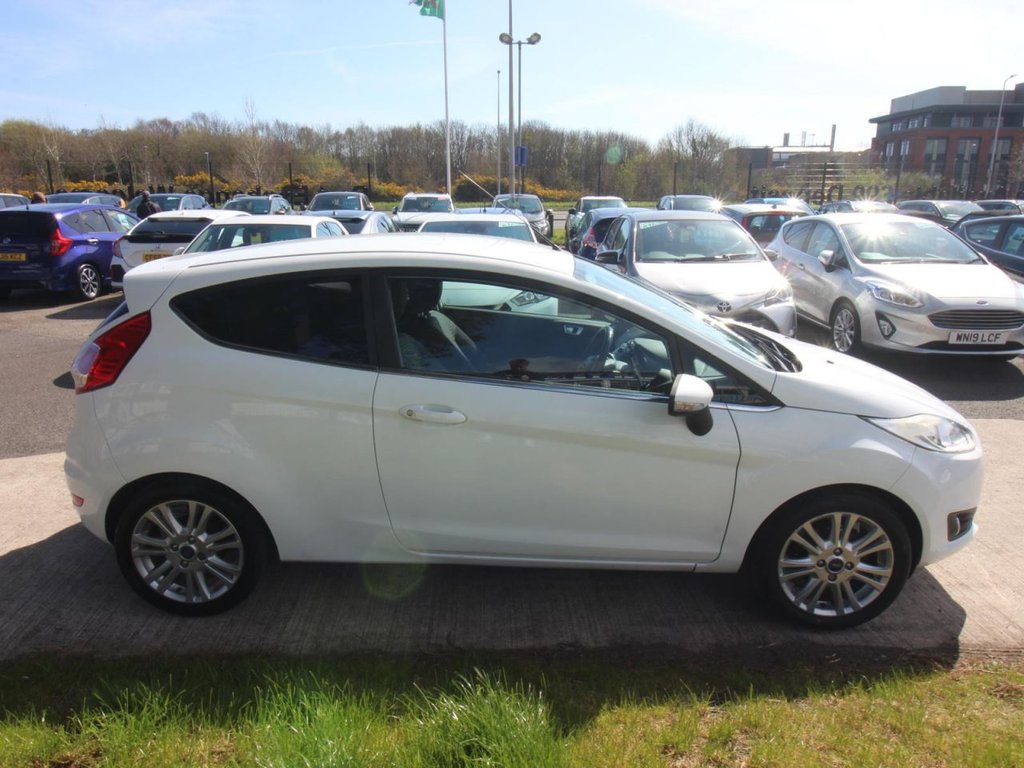 Used Ford Fiesta 2014 for sale - 78110280: Photo 8