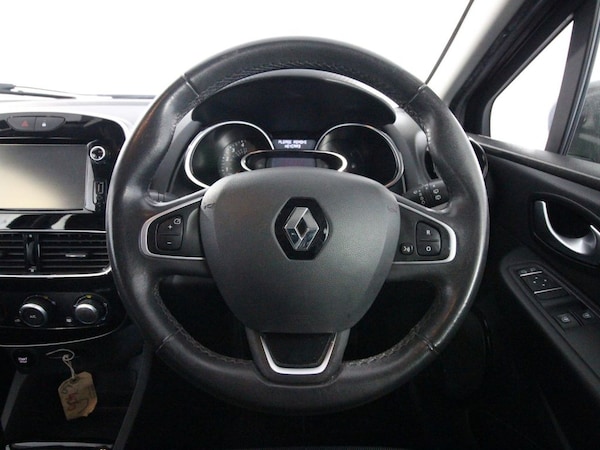 Used Renault Clio 2017 for sale - 75432814: Photo 16