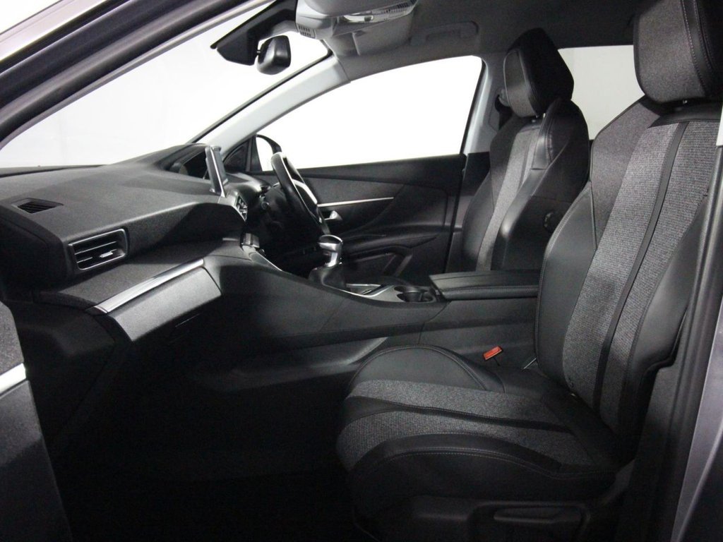 Used Peugeot 3008 2017 for sale - 76496871: Photo 11