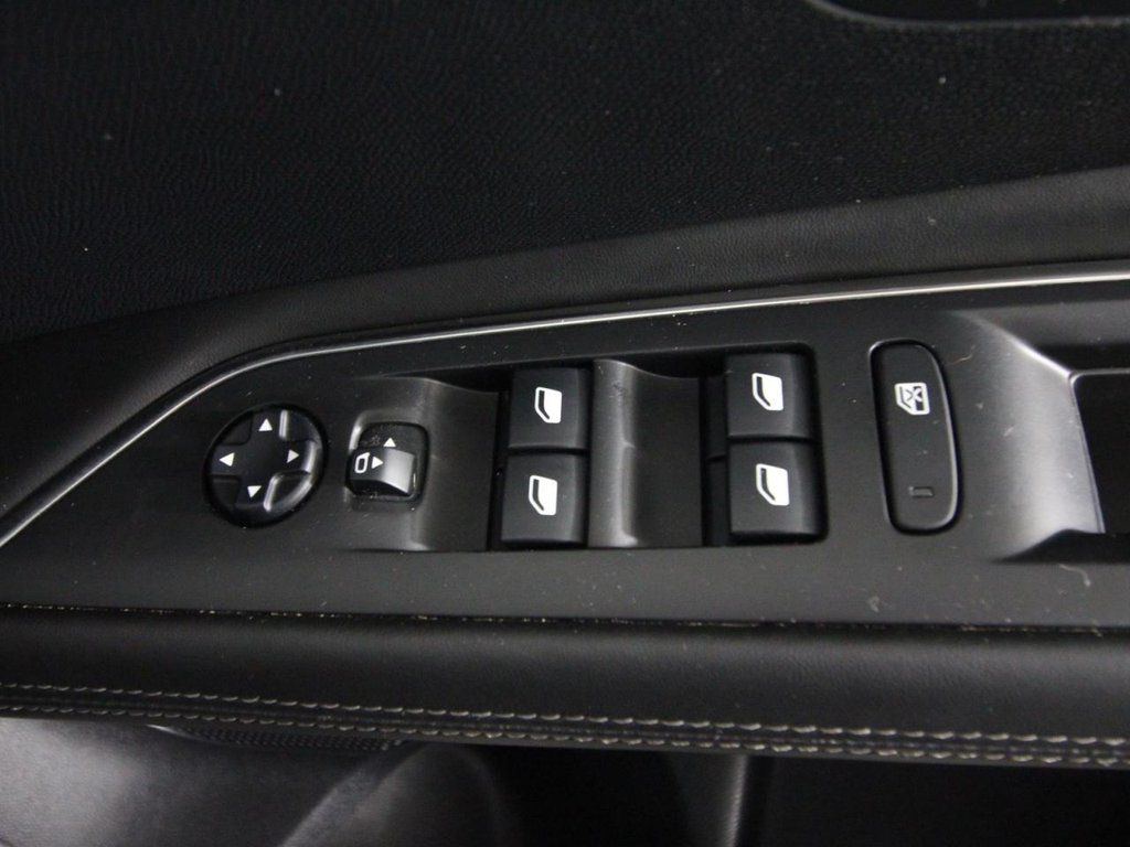 Used Peugeot 3008 2017 for sale - 76496871: Photo 16