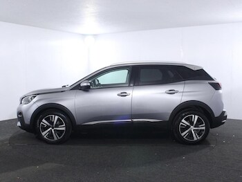 Used Peugeot 3008 2017 for sale - 76496871: Photo